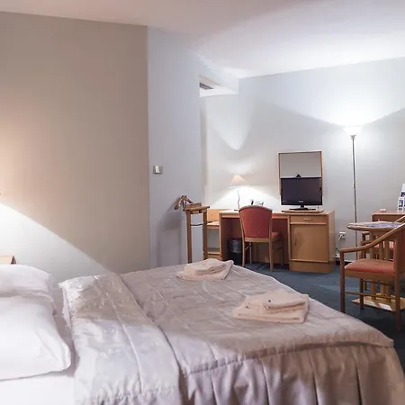 Hotell Cechie 4*