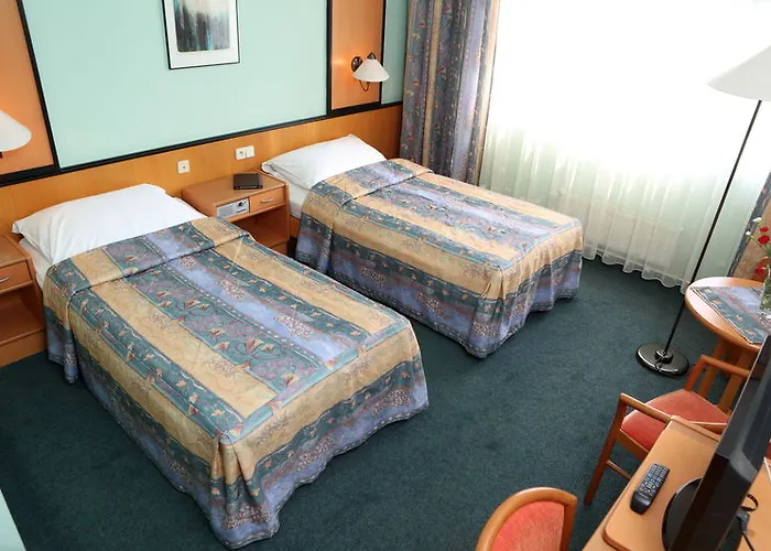 Cechie 4* Praga